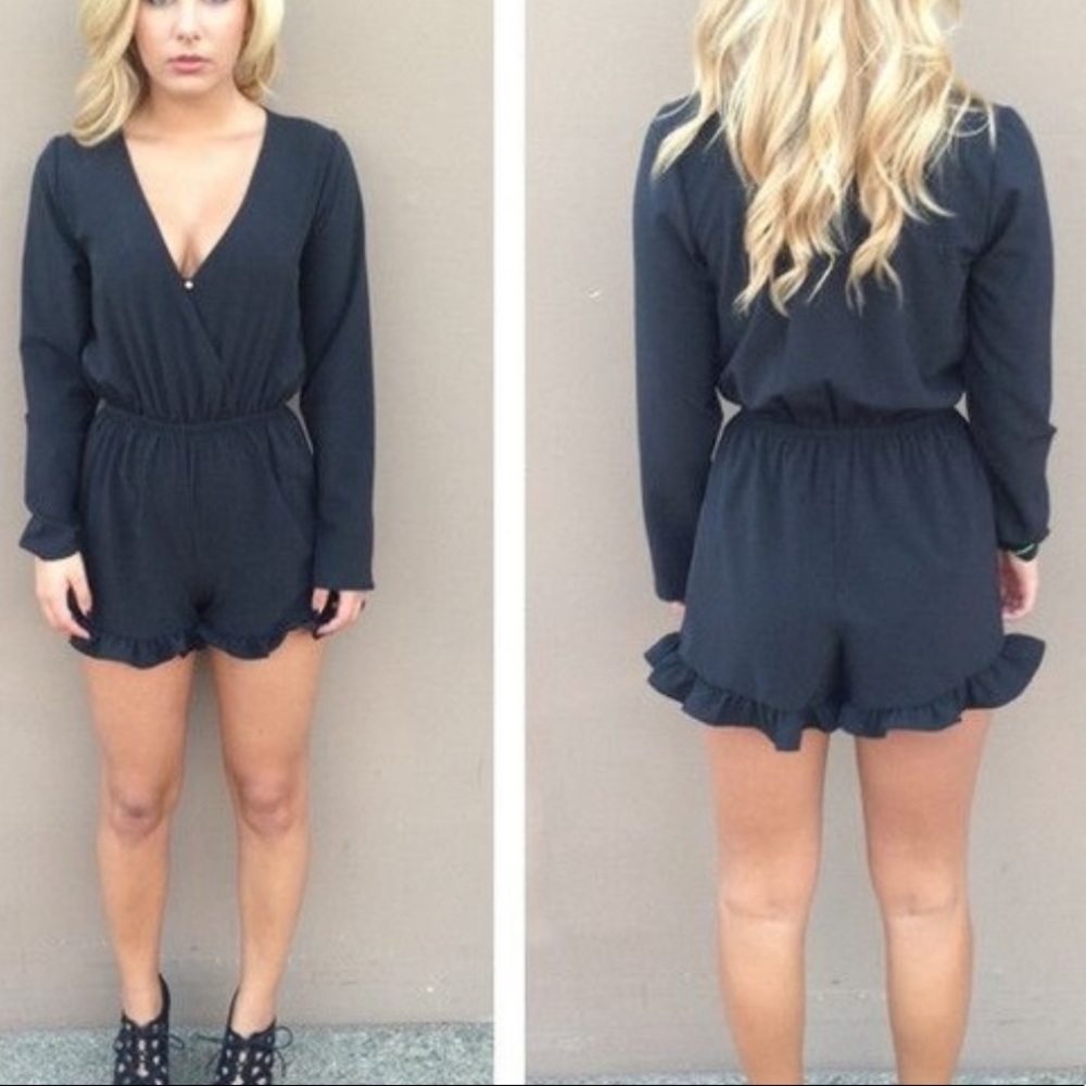 BCBG Wrap Front Ruffle Hem Romper in Black XS - Picture 5 of 5